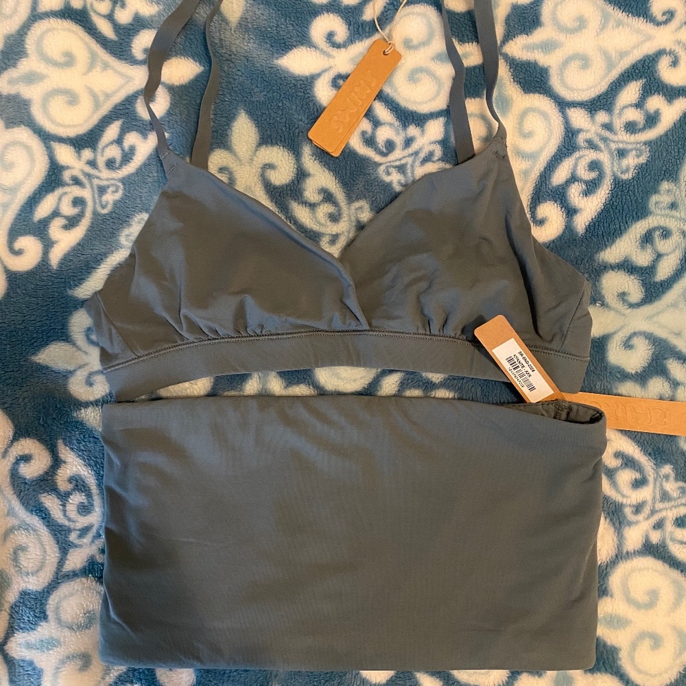 2 skims bras